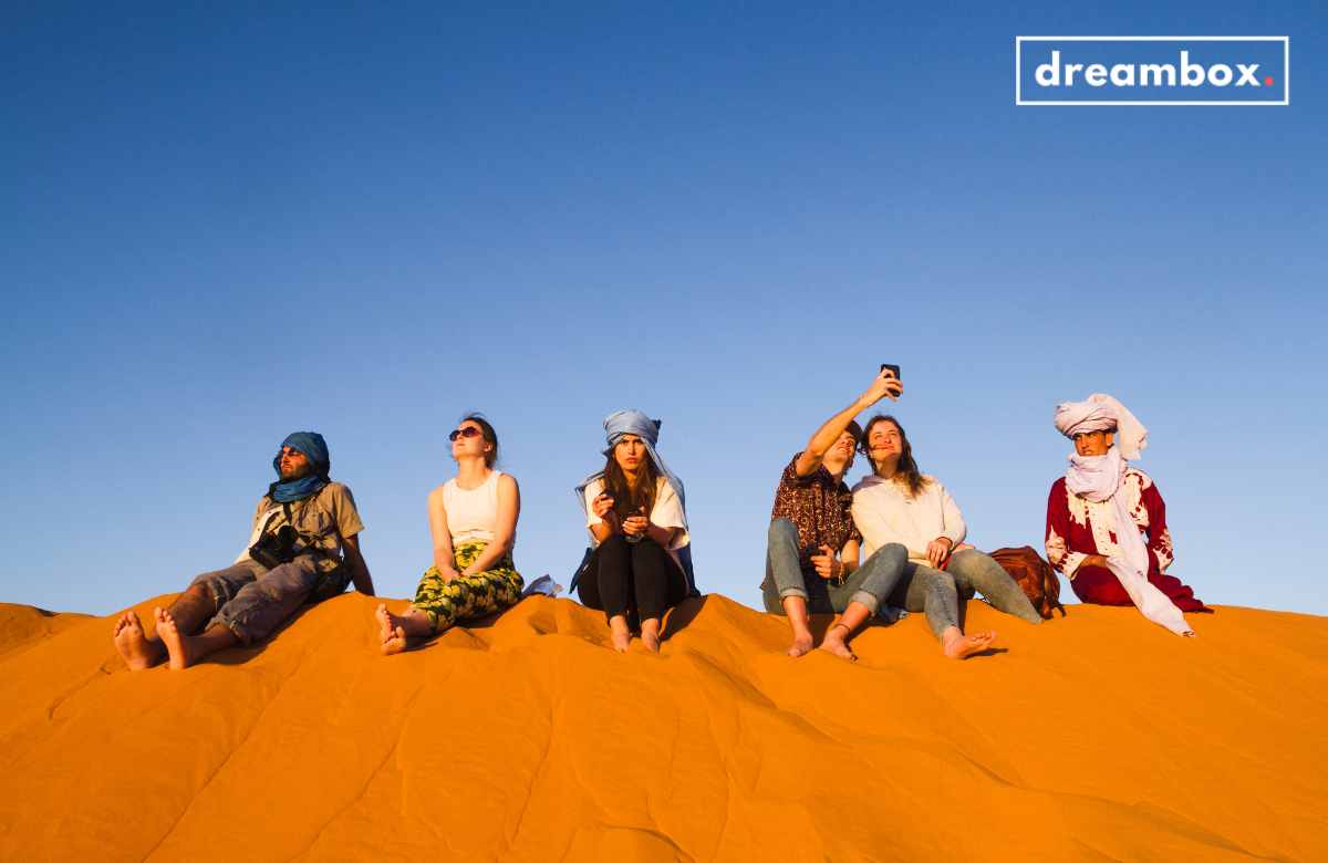 rofessional Photographer For Your Dubai Desert Safari