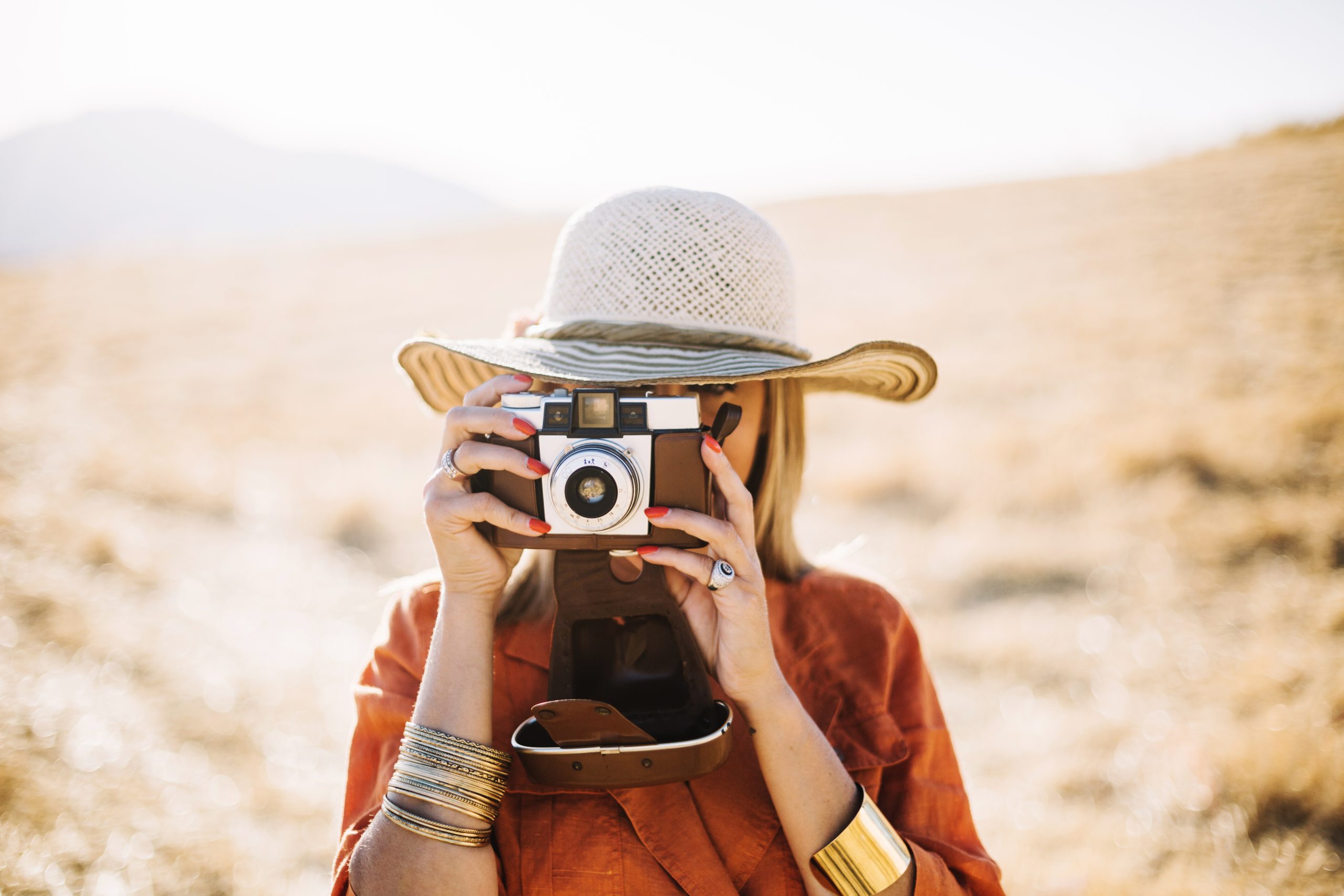 Professional Photographer in Dubai for Desert Shoots